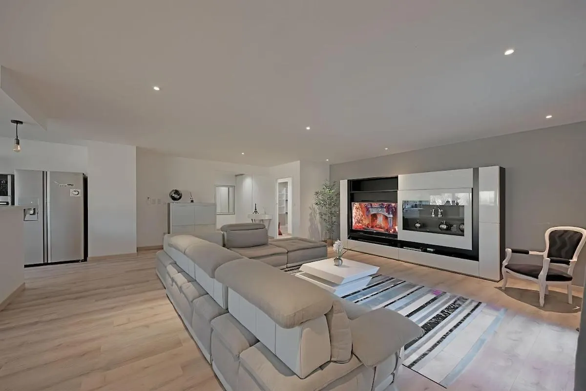 Loft Saint Roch - Spacieux - Parking Gratuit Avignon Apartment